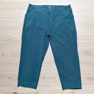 T by Talbots LP Blue Capri Active Leggings